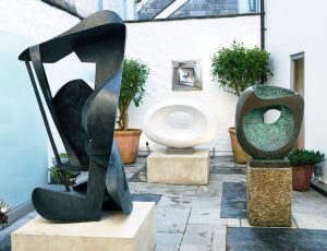 Bronze (right): 'Epidauros II' 1961, Barbara Hepworth DBE (1903-1975). © Penwith Galleries Ltd. Jesmonite sculpture: Tom Leaper. Stainless steel sculpture: Tom Leaper. Bronze (left): Kleiner Shames