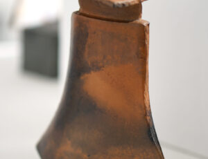 Paula Downing 'Dag', ceramic, 16 x 14 x 6cm, £400
