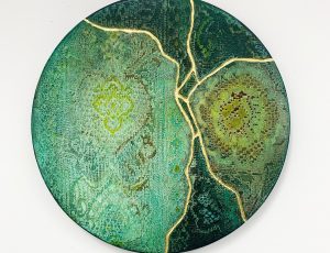 Stephanie Sandercock ‘Silent Offering’, Mixed media with 24ct Gold, 30 x 30cm, £680 Stephanie Sandercock ‘Silent Offering’, Mixed media with 24ct Gold, 30 x 30cm, £680