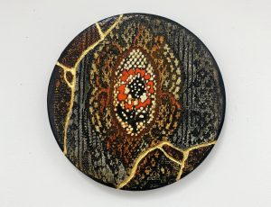 Stephanie Sandercock ‘The Sacred Mended’, Mixed media with 24ct Gold, 20cm, £480 Stephanie Sandercock ‘The Sacred Mended’, Mixed media with 24ct Gold, 20cm, £480