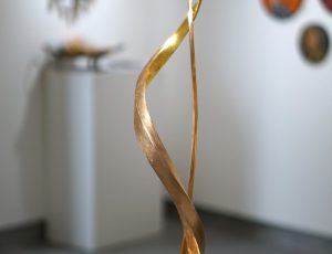 Julie Moselen 'Woven Wishes', Bronze and 23.5ct Gold, 30 x 30 x 50cm, £2,600 Julie Moselen 'Woven Wishes', Bronze and 23.5ct Gold, 30 x 30 x 50cm, £2,600